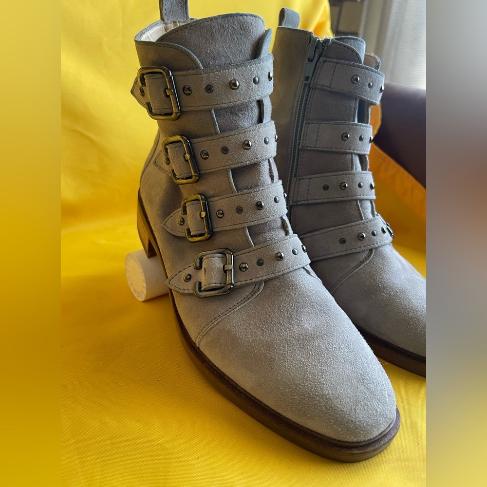 PAUL GREEN ANKLE BOOTS